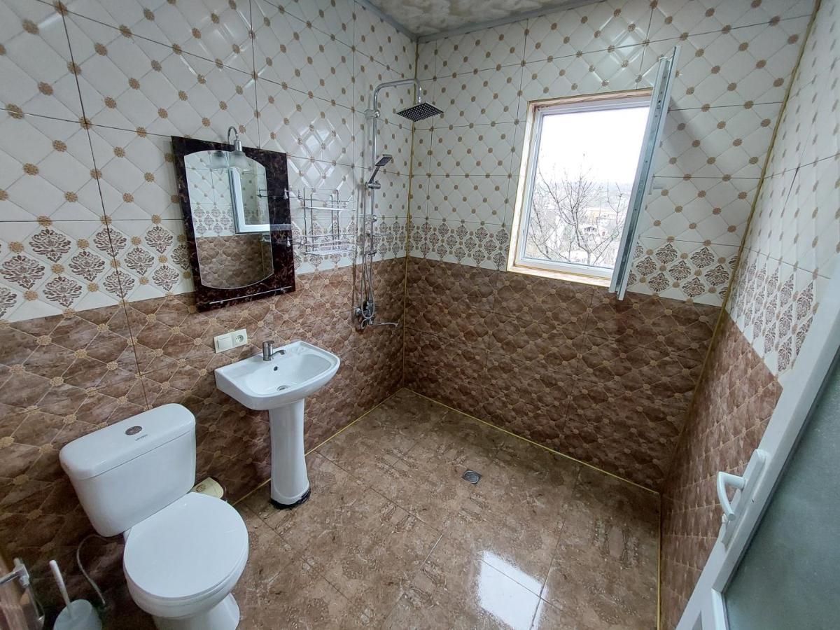 Apartment Beso Kutaisi Exterior foto