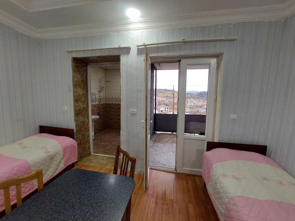 Apartment Beso Kutaisi Exterior foto