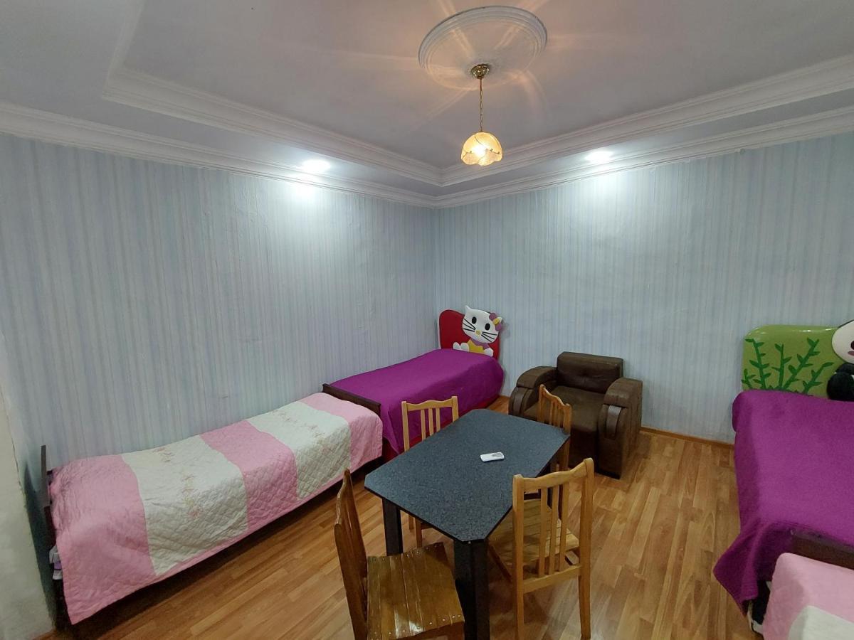 Apartment Beso Kutaisi Exterior foto