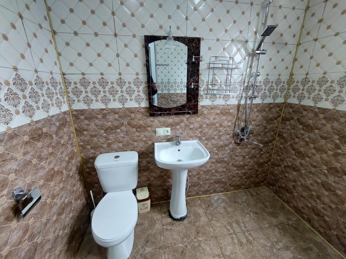 Apartment Beso Kutaisi Exterior foto