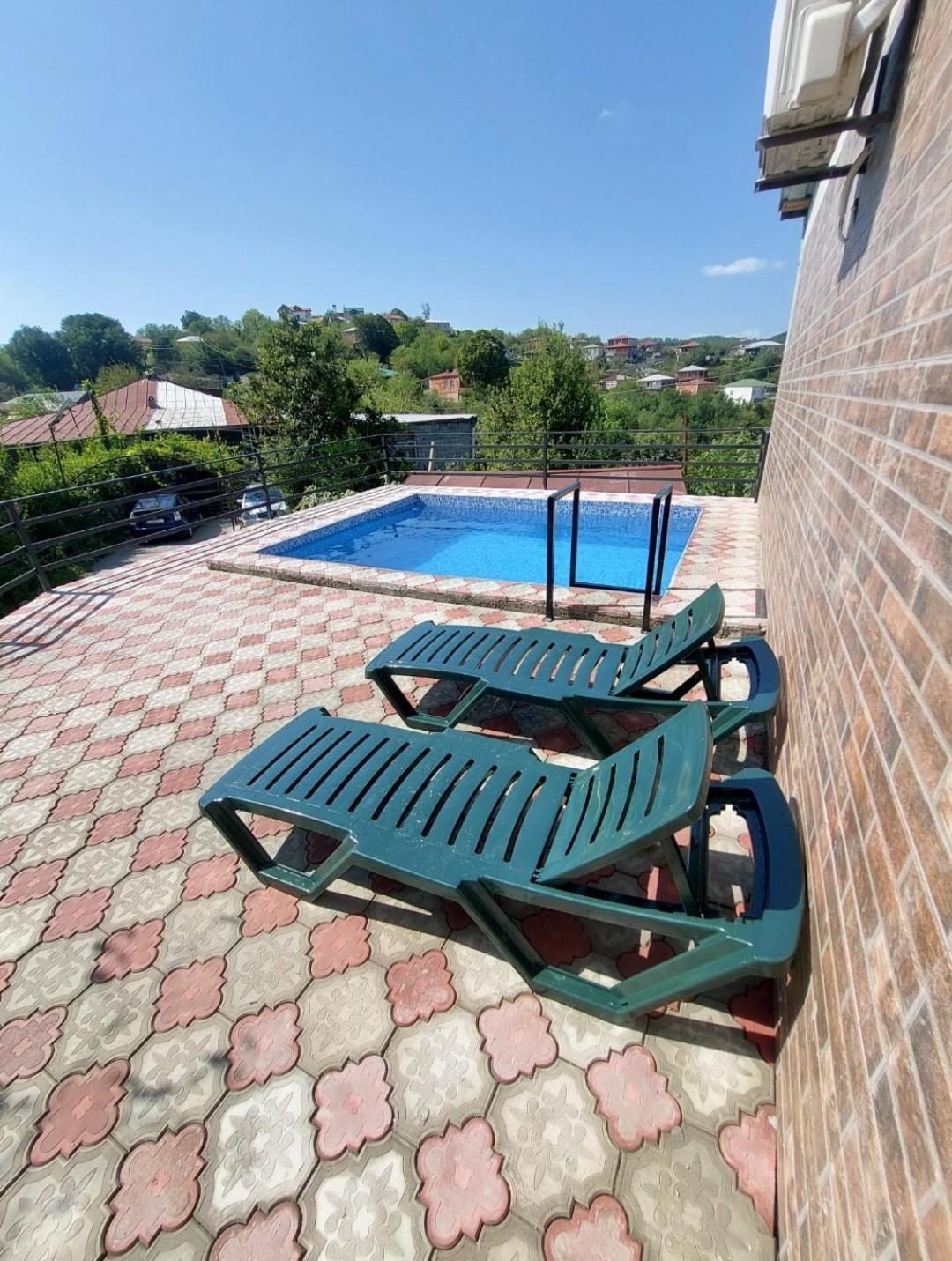 Apartment Beso Kutaisi Exterior foto